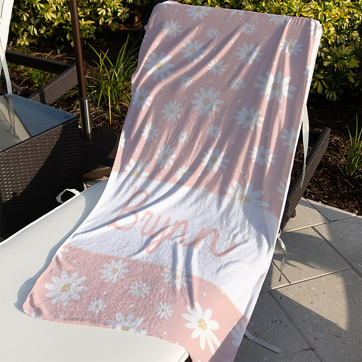 Daisy Towel Collection